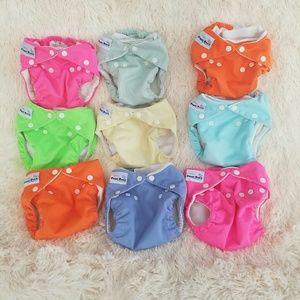 9 Fuzzibunz Pocket Diapers Size Small